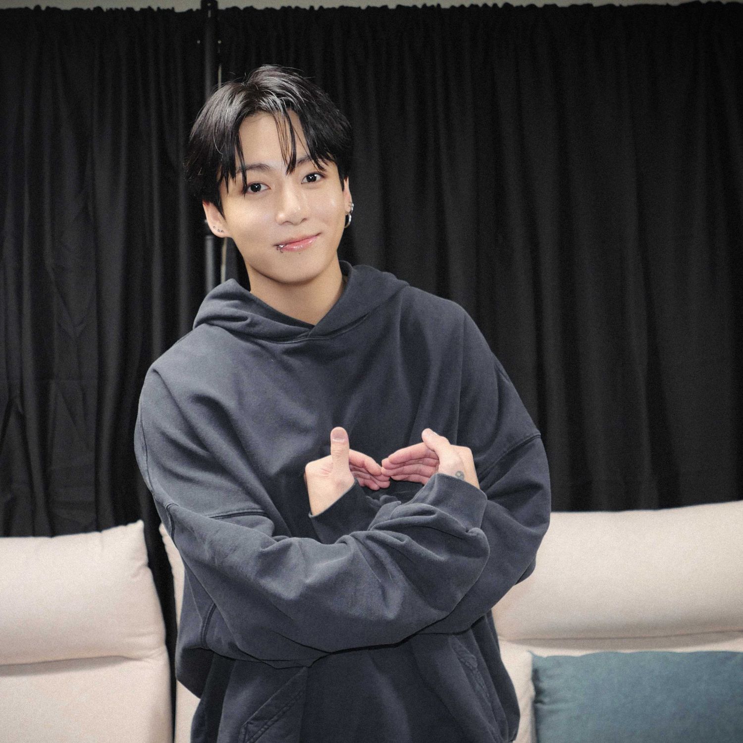A moment captured by Jungkook (BTS)'s fan