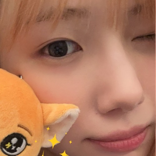 Foto aktivitas terbaru Seo Youngeun (Kep1er)