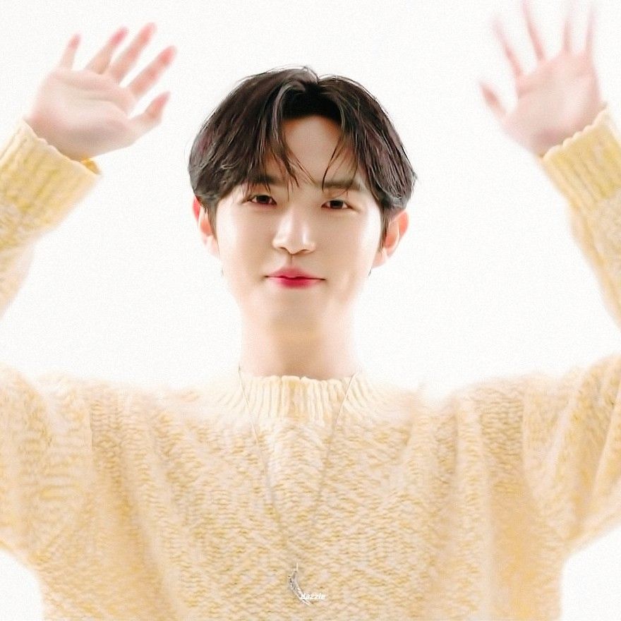 Foto aktivitas terbaru Kim Jaehwan