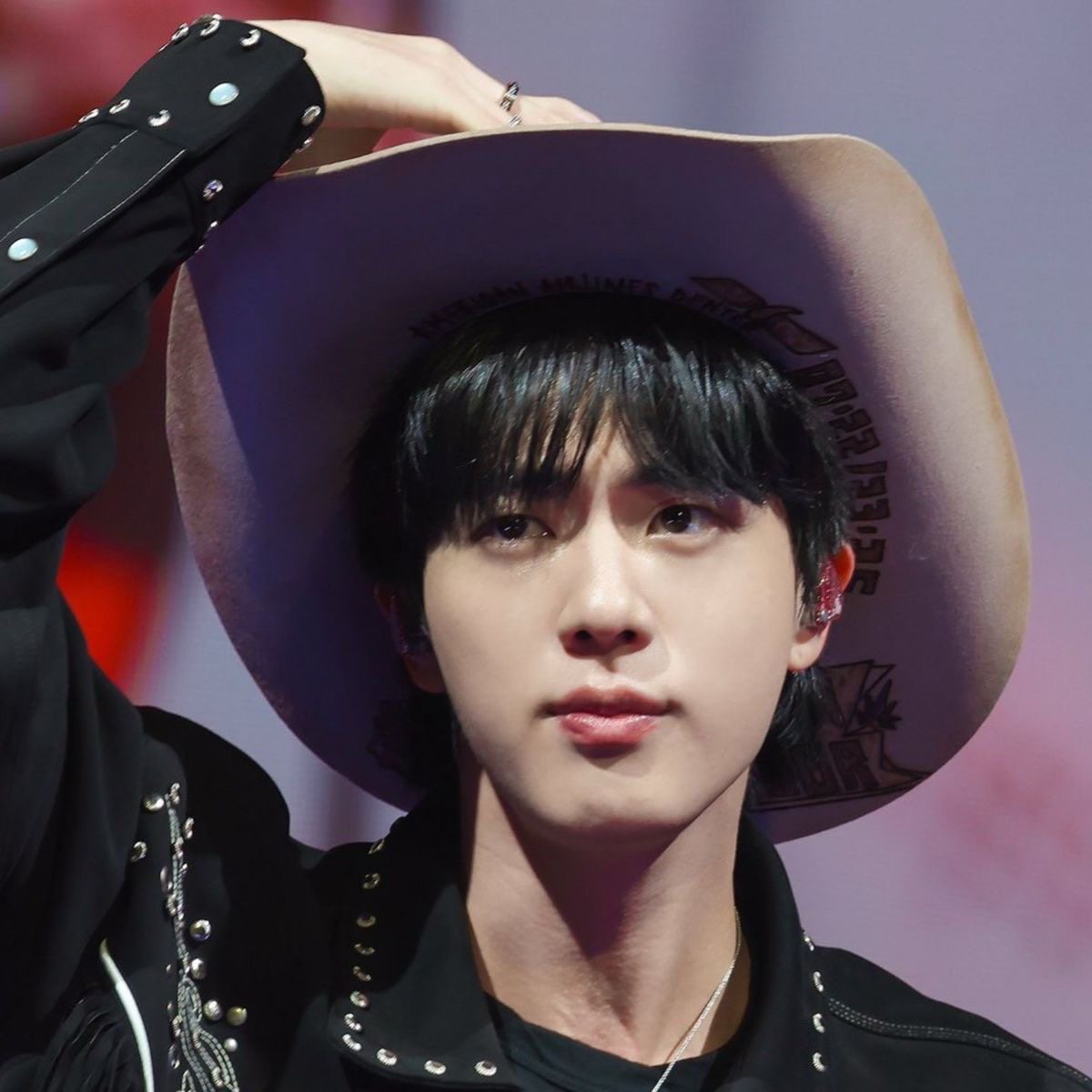 진 (방탄소년단) 최근 활동샷