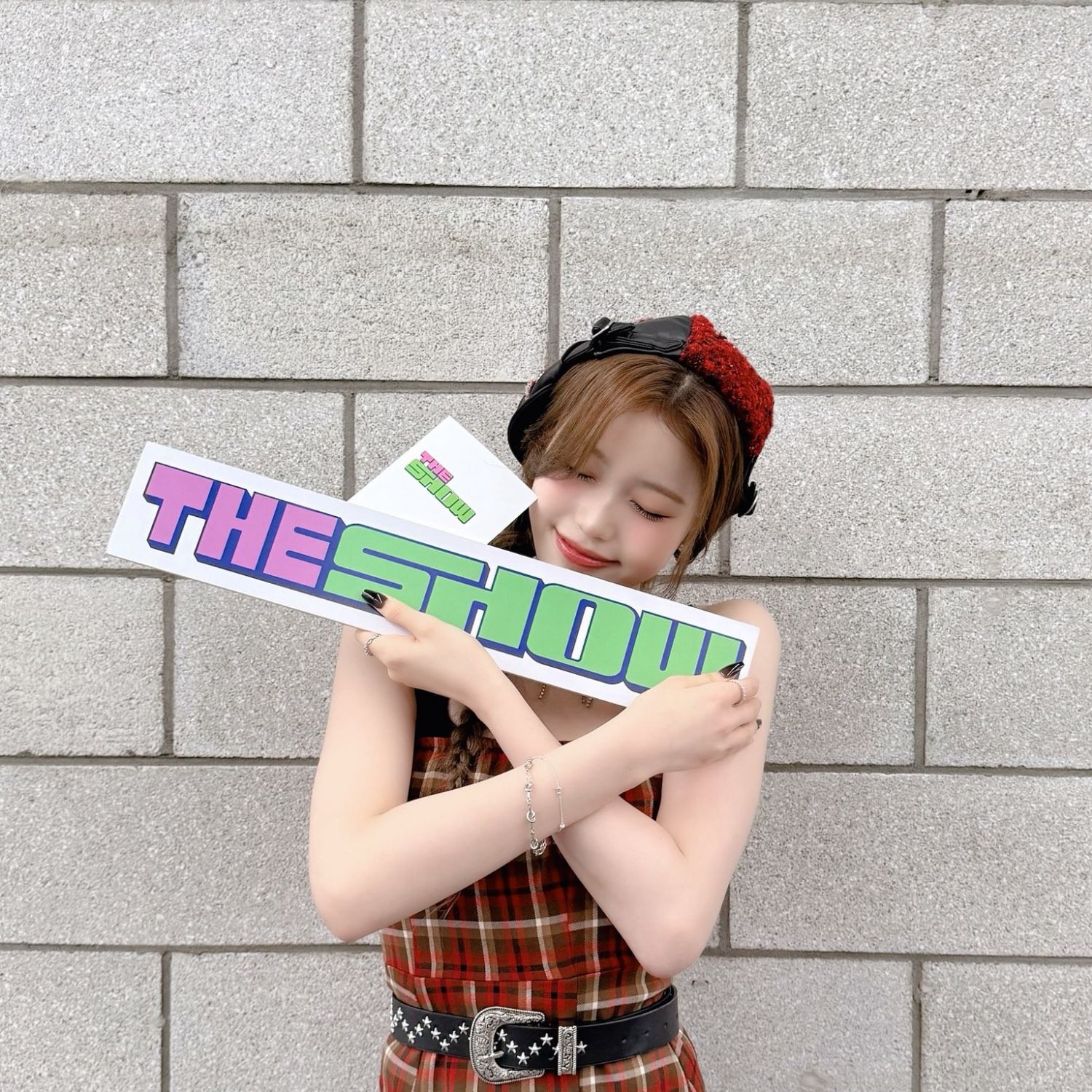 A moment captured by Jeong Saebi (izna)'s fan