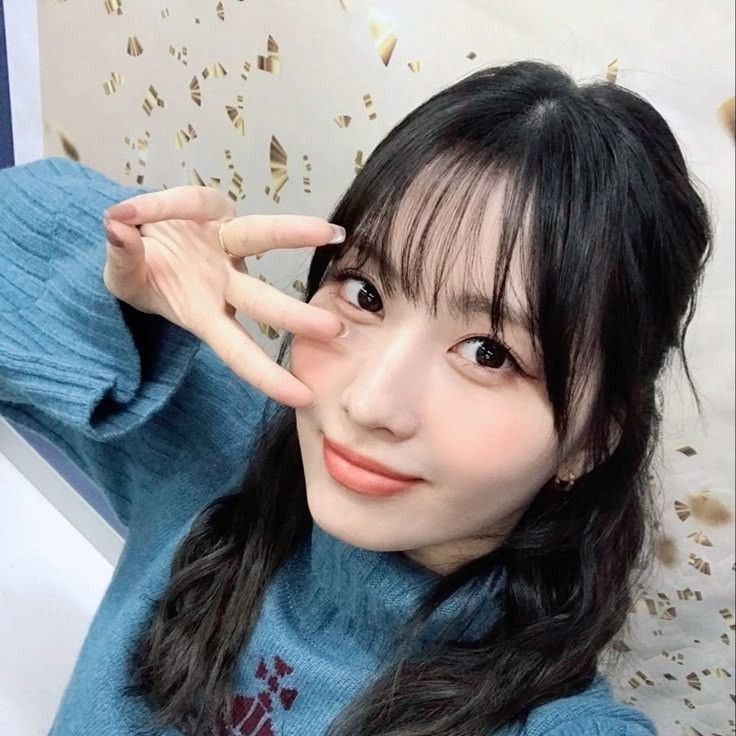 A moment captured by Momo (TWICE)'s fan