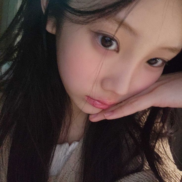 Recent activity shot of Wonhee (ILLIT)