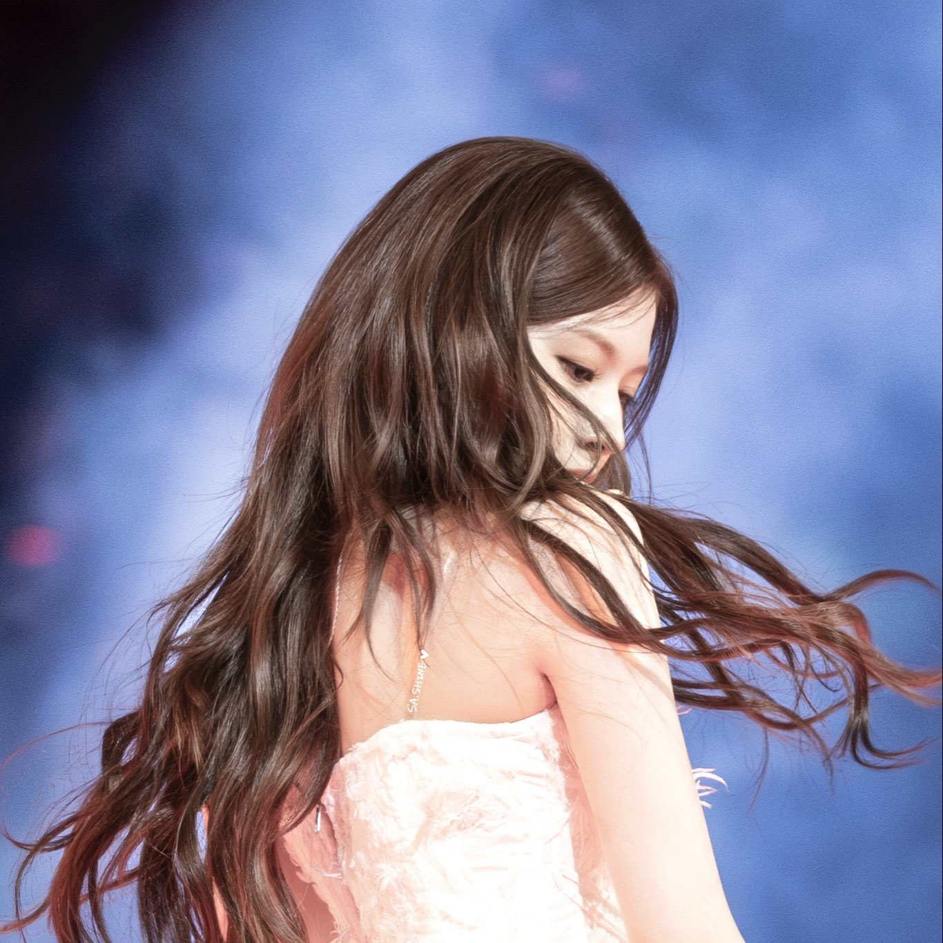 A moment captured by Sana (TWICE)'s fan