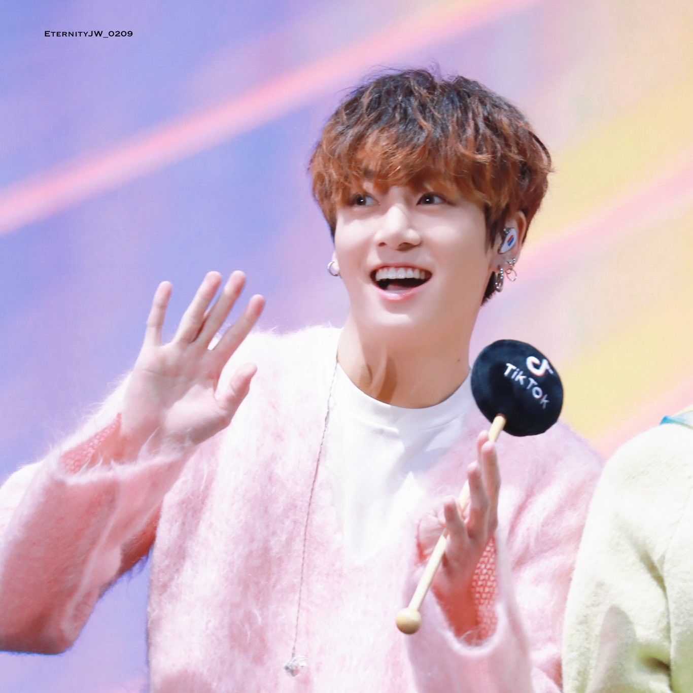 Behind-the-scenes cut of Jungkook (BTS)