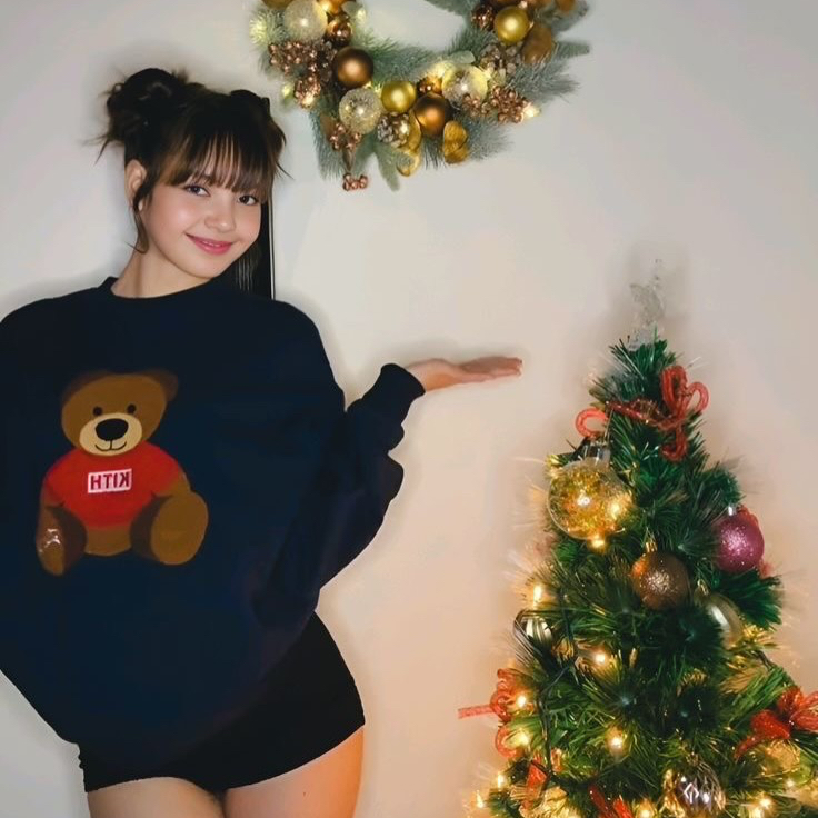 리사 (BLACKPINK)의 최신 사진