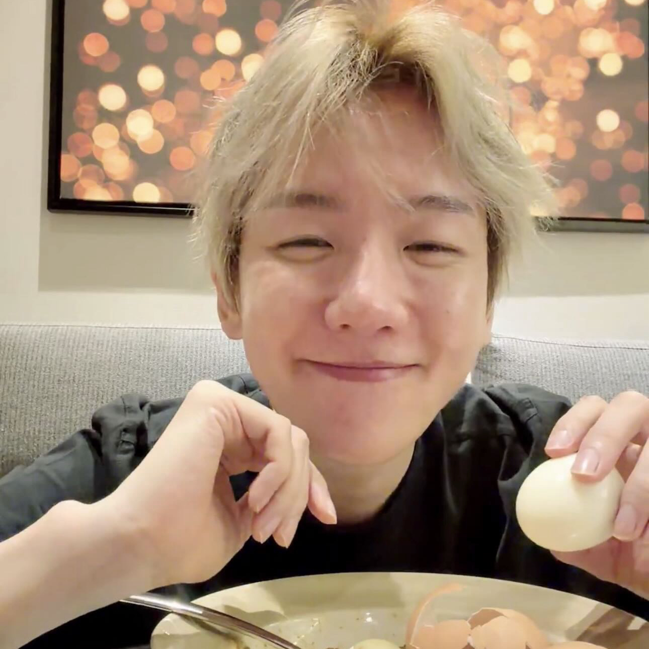 Recent activity shot of Baekhyun (EXO)