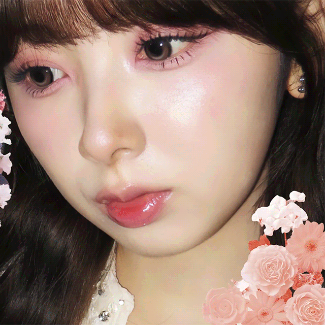 Behind-the-scenes cut of Miihi (NiziU)