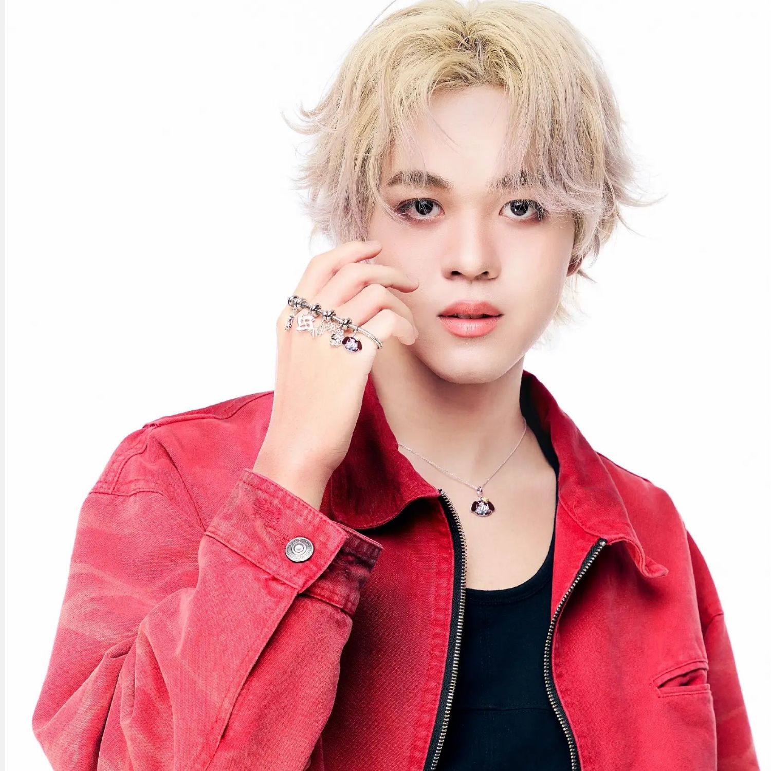 Latest photo of THI-O (NexT1DE)