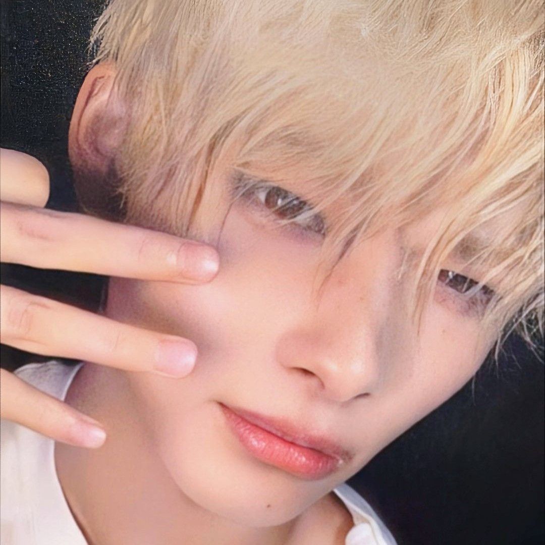 Latest photo of NI-KI (ENHYPEN)