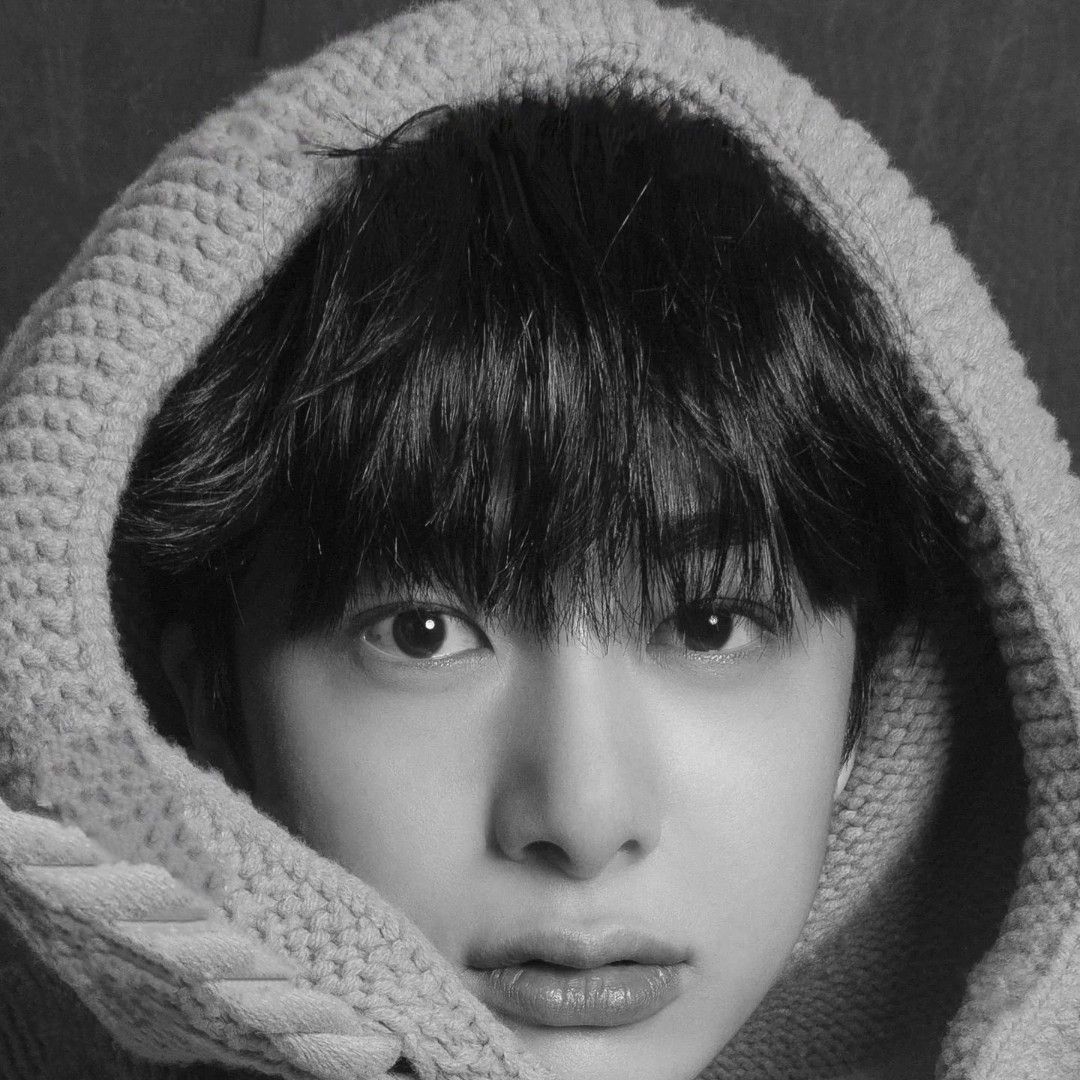 Behind-the-scenes cut of Hyungwon (MONSTA X)