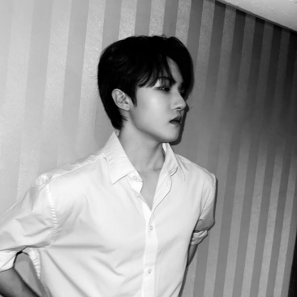 Recent activity shot of Junghoon (Xikers)