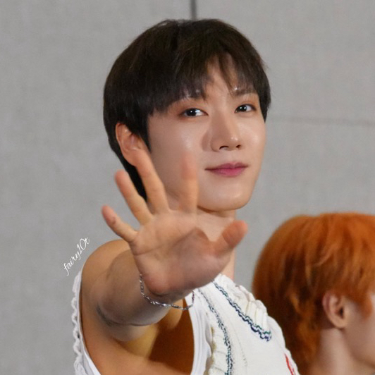 Recent activity shot of TEN (WayV)