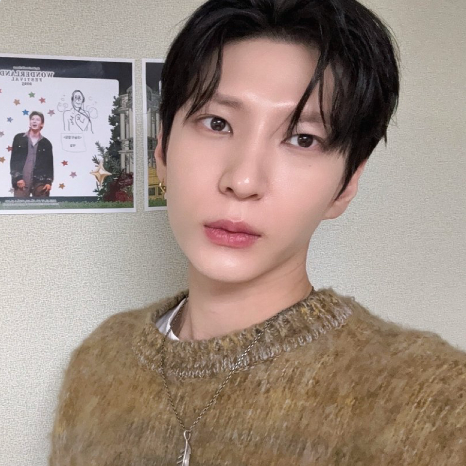 Postingan bintang K-pop yang paling disorot saat ini