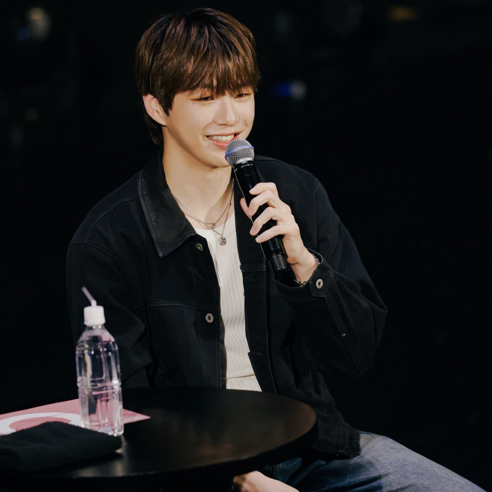 カン・ダニエルファンが撮った瞬間