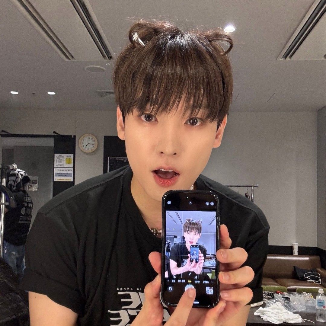 Recent activity shot of Inseong (SF9)