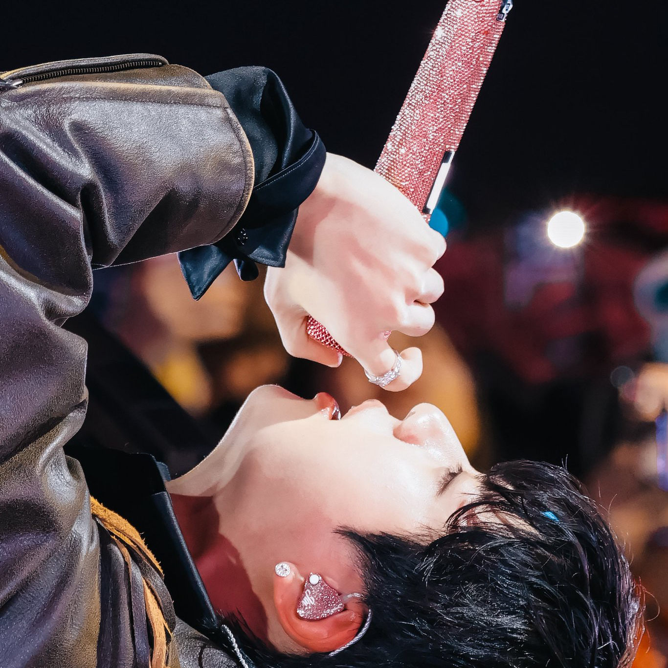 진 (방탄소년단) 최근 활동샷