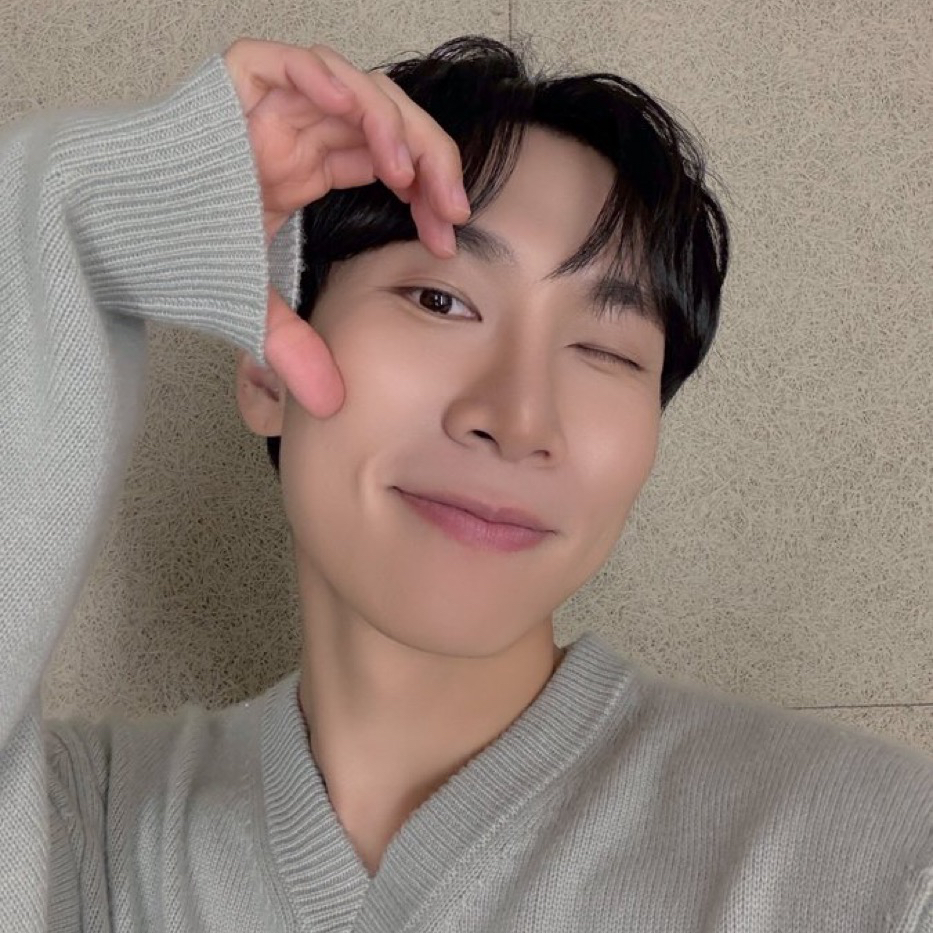 A moment captured by Seo Eunkwang (BTOB)'s fan