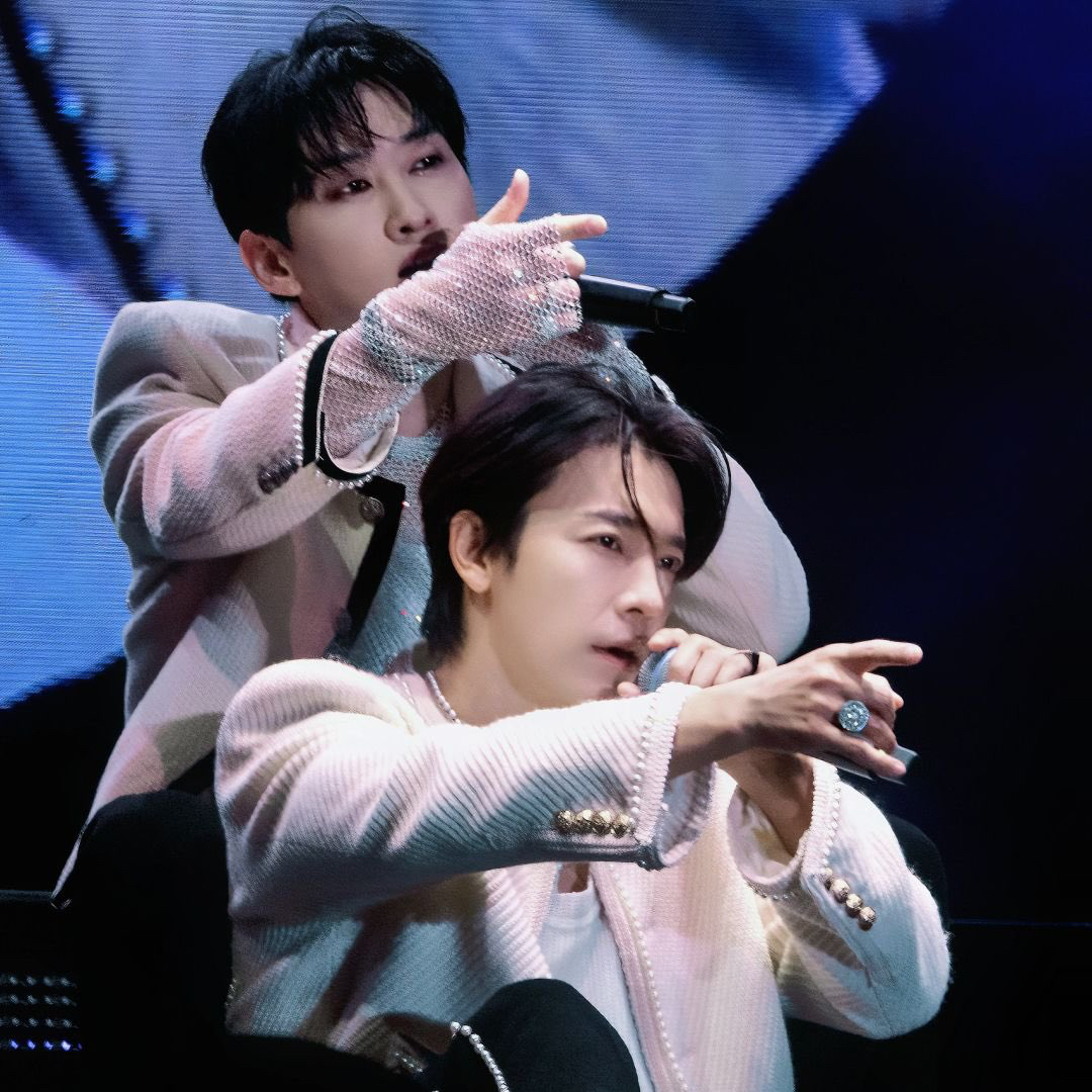Behind-the-scenes cut of Super Junior