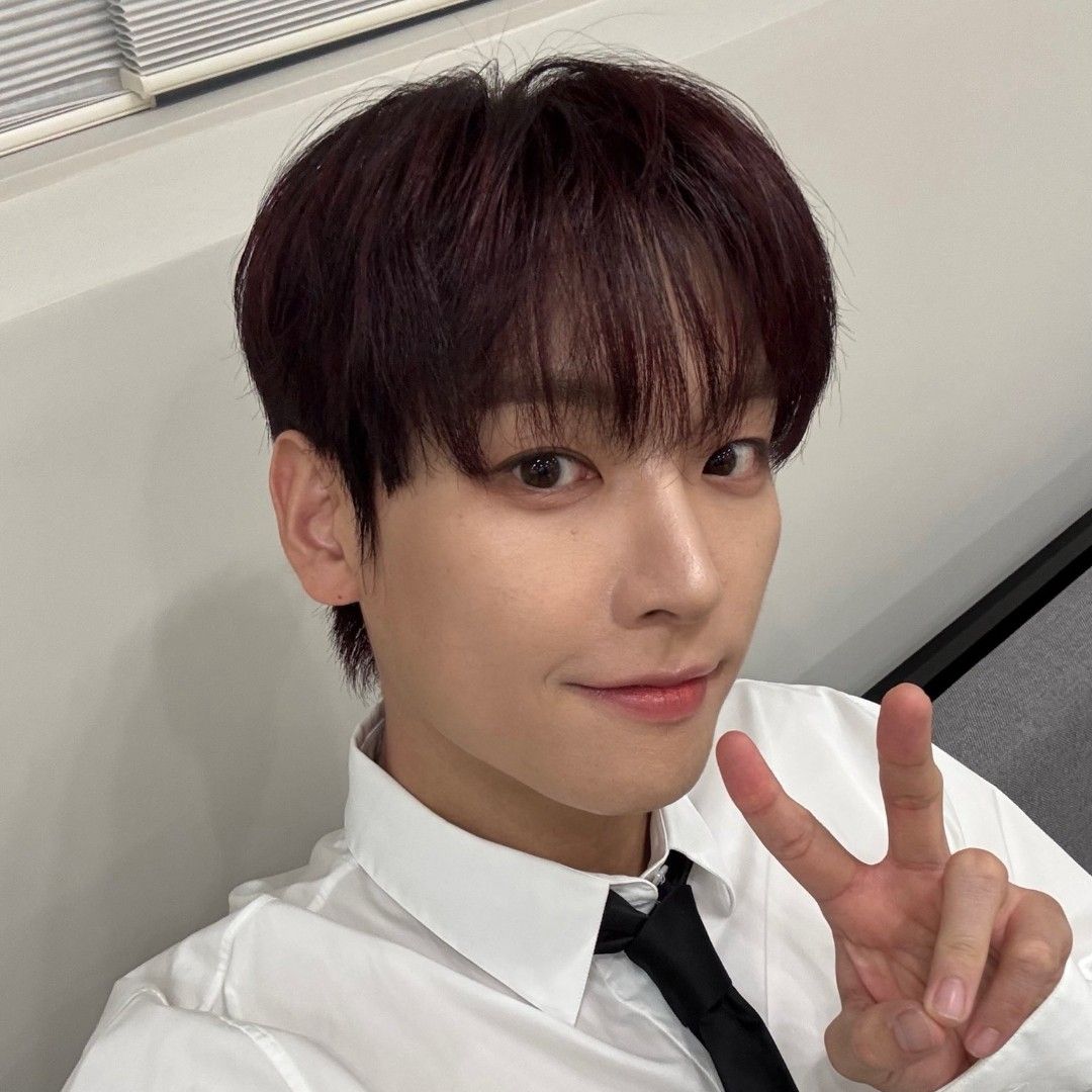 Behind-the-scenes cut of Inseong (SF9)