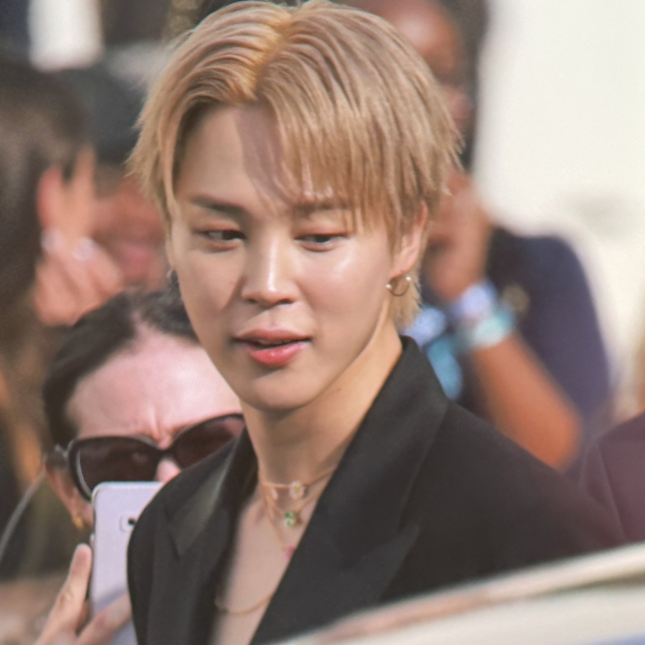 Foto aktivitas terbaru Jimin (BTS)