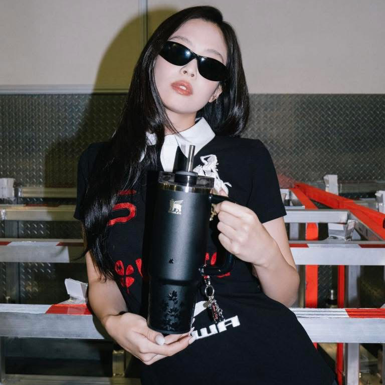 A moment captured by Jennie (BLACKPINK)'s fan