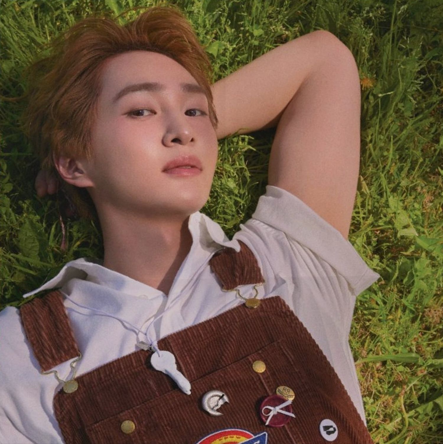 Behind-the-scenes cut of Onew (SHINee)