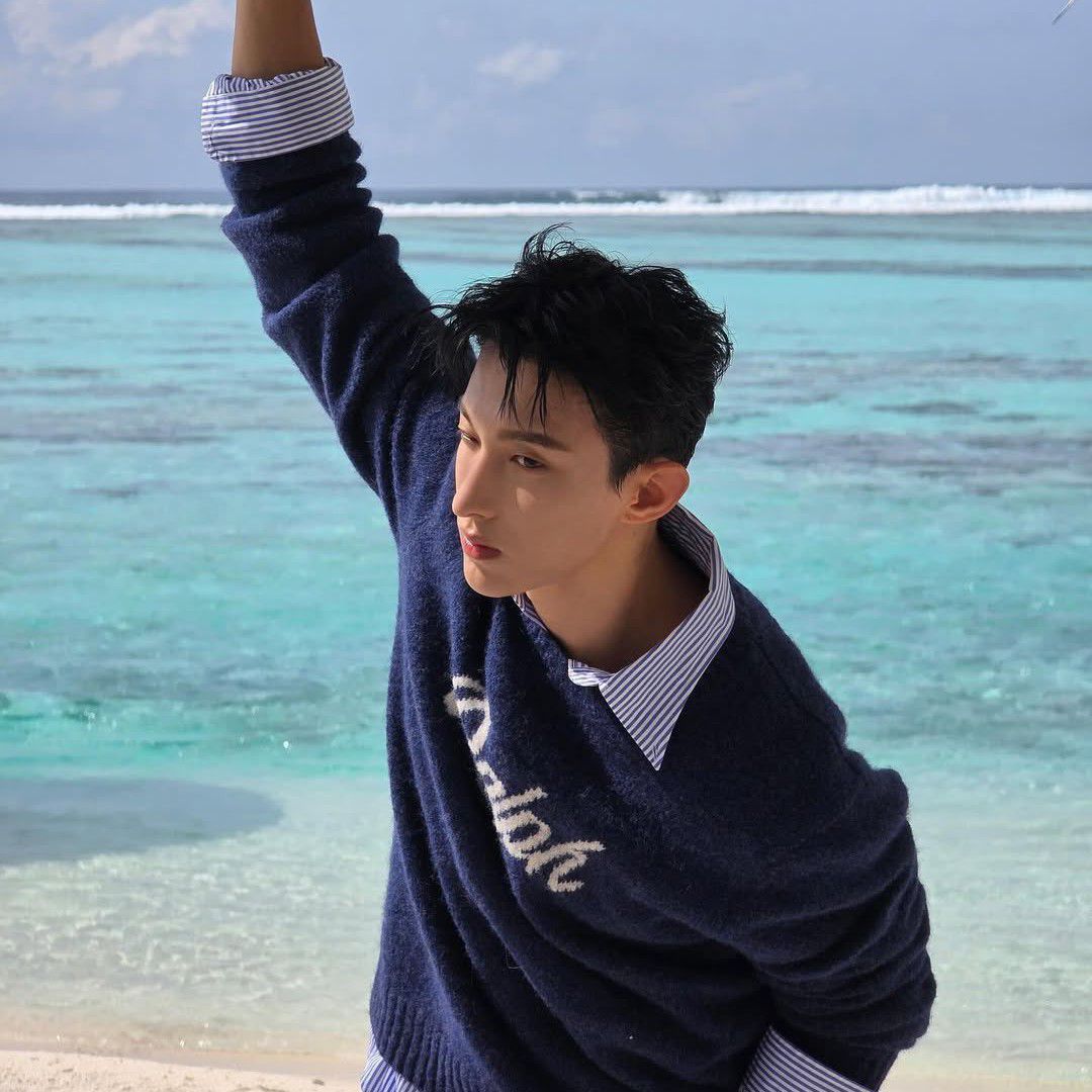 ドギョム (SEVENTEEN)の最新写真