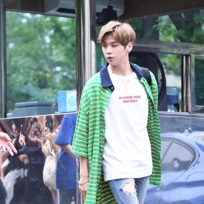 강다니엘의 최신 사진