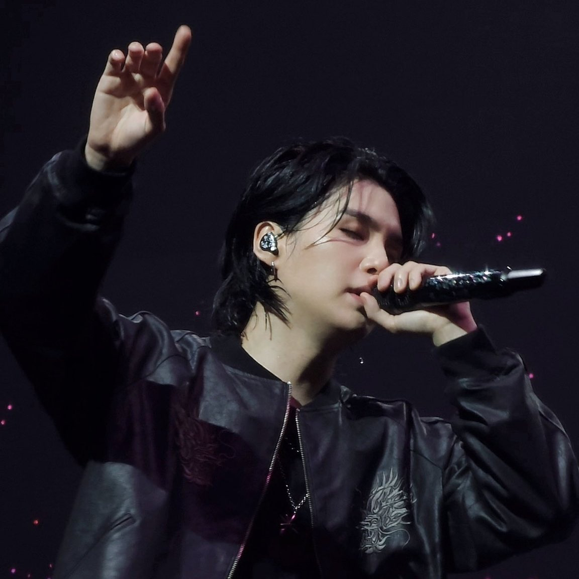 슈가 (방탄소년단)의 최신 사진