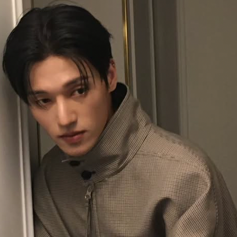 Recent activity shot of Wooyoung (ATEEZ)