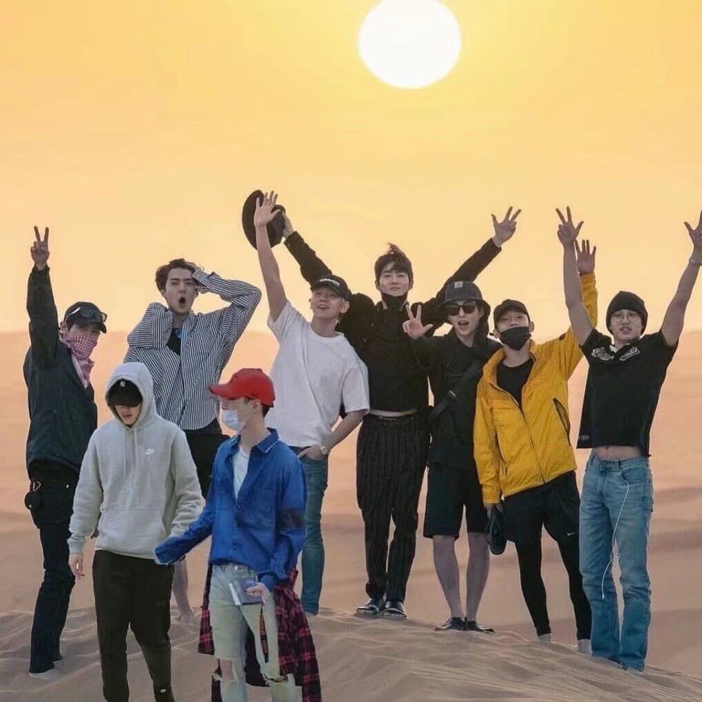 Behind-the-scenes cut of EXO