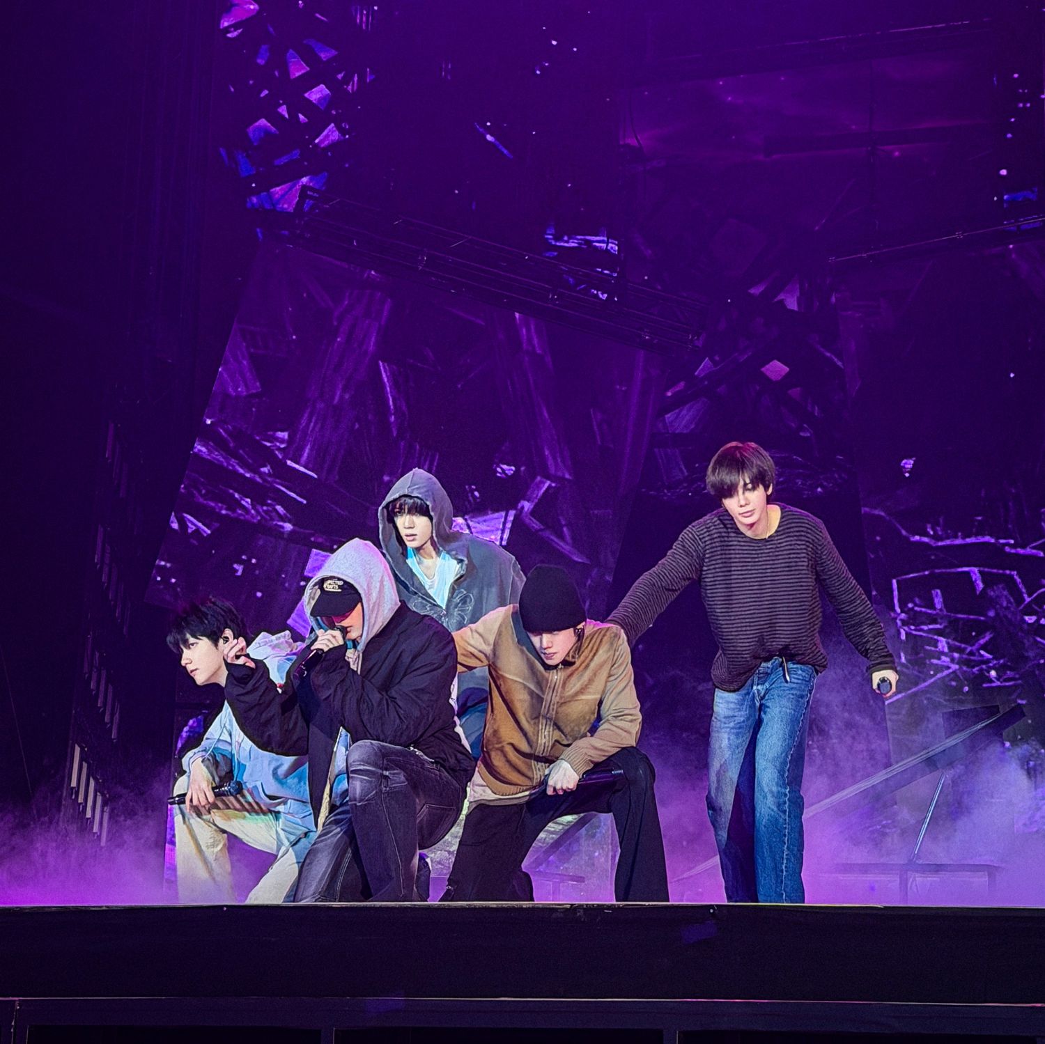 Behind-the-scenes cut of TOMORROW X TOGETHER