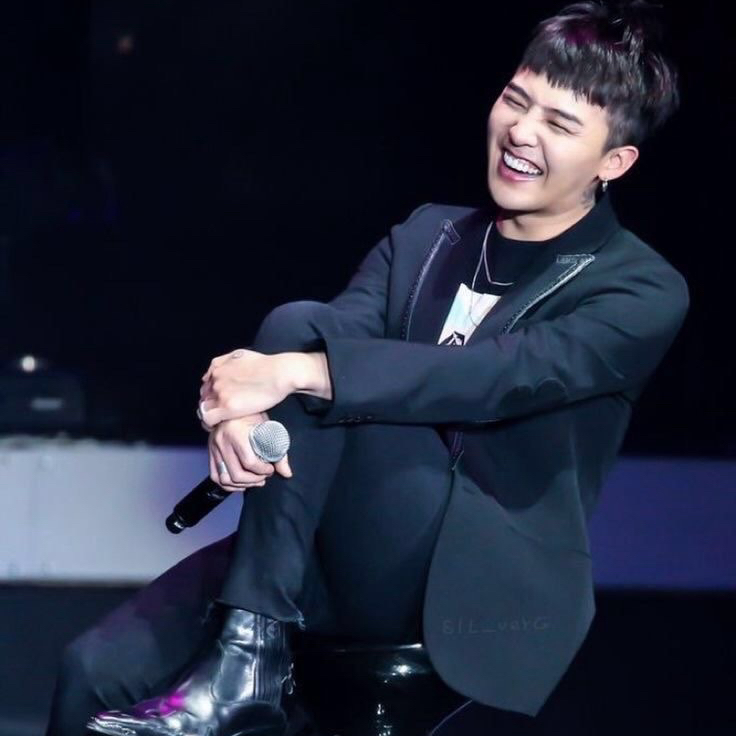 A moment captured by G-DRAGON (BIGBANG)'s fan