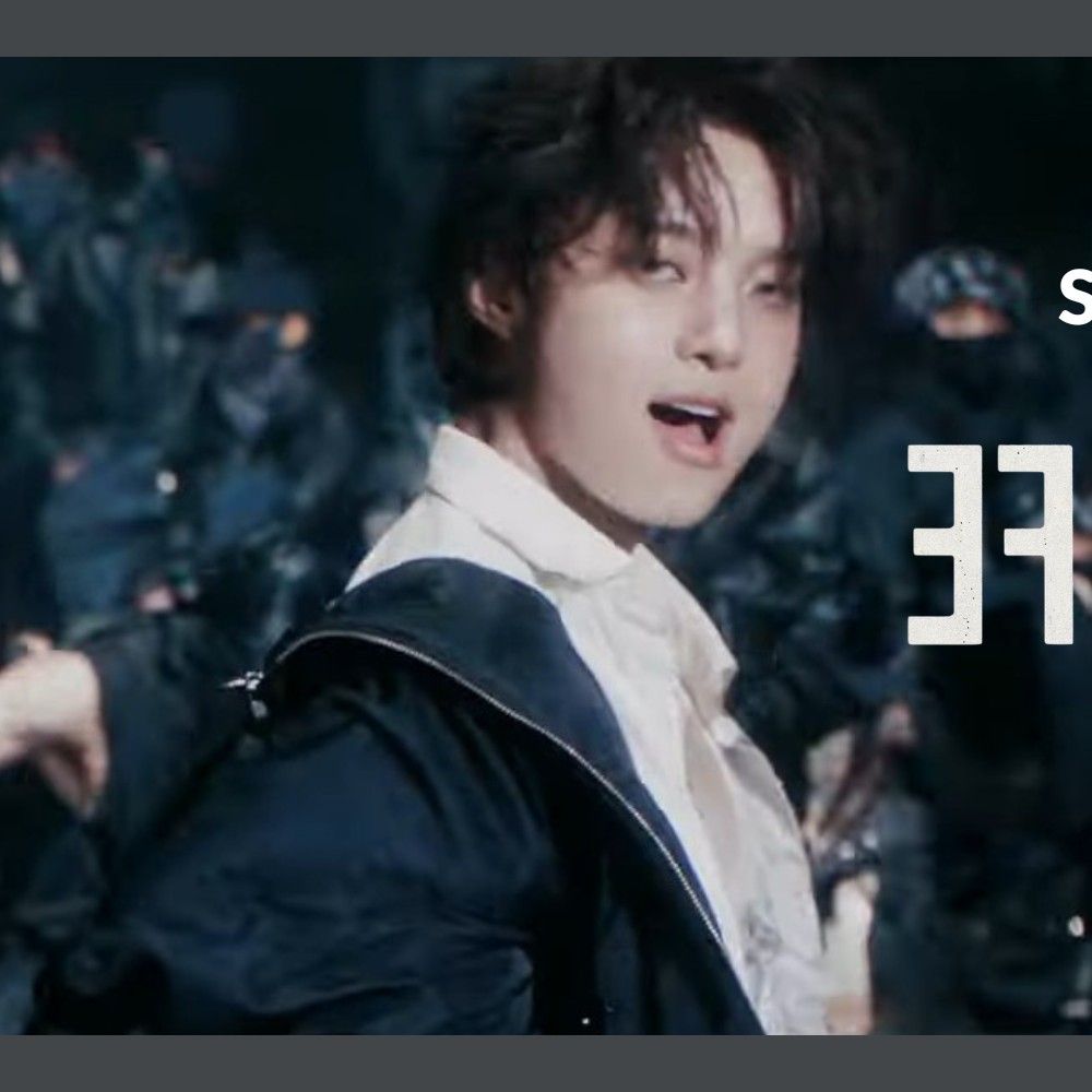 Behind-the-scenes cut of EJ (&TEAM)