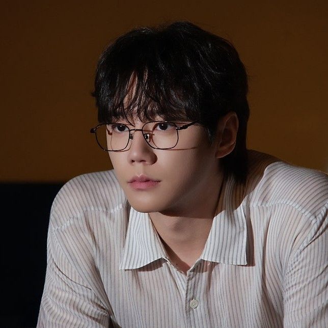 Recent activity shot of Lee Junyoung