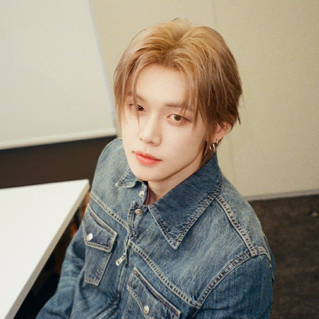 연준 (투모로우바이투게더) 최근 활동샷