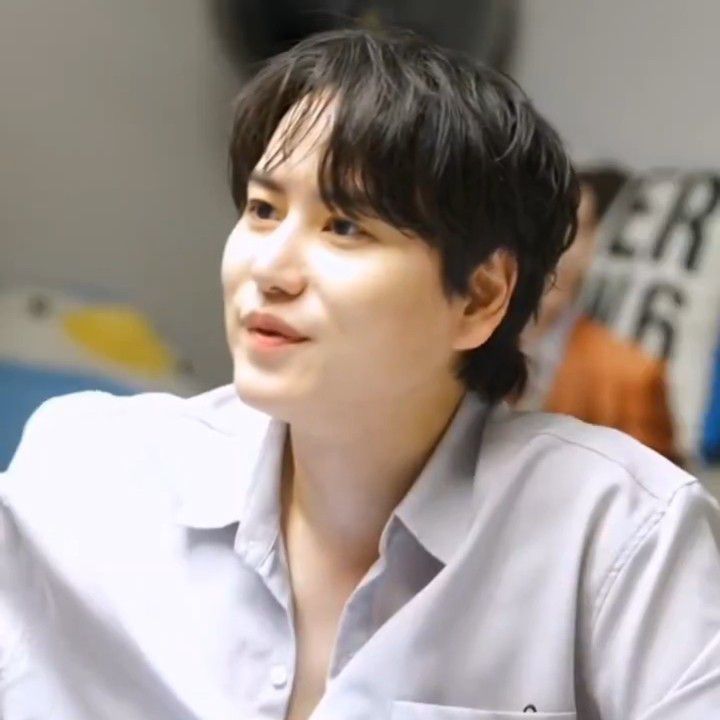 Behind-the-scenes cut of Kyuhyun (Super Junior)