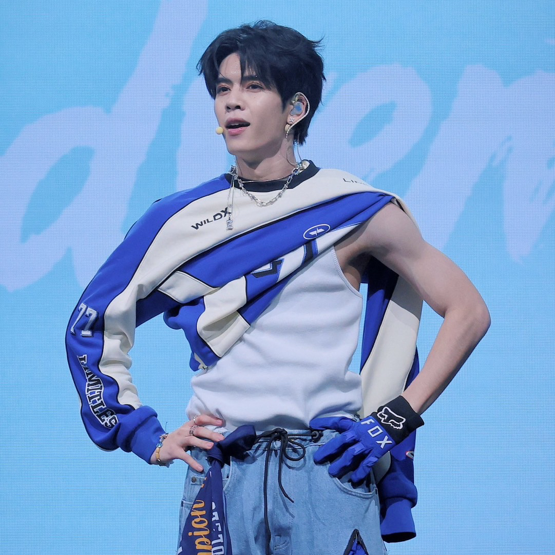 A moment captured by DORN (NexT1DE)'s fan