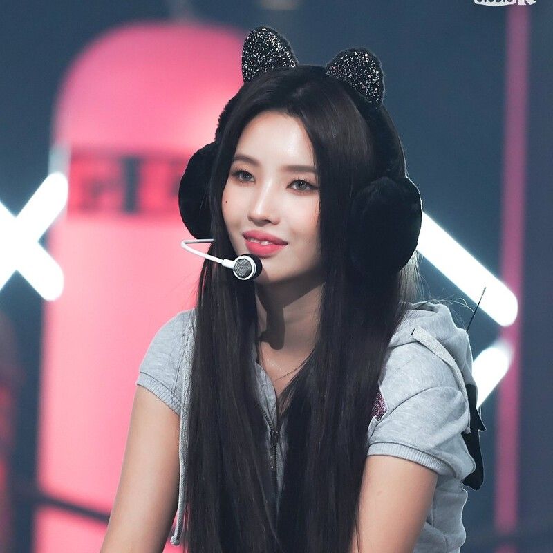 Behind-the-scenes cut of Soyeon (i-dle)