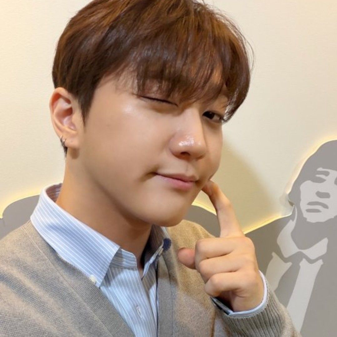 A moment captured by Hong Joochan (GoldenChild)'s fan