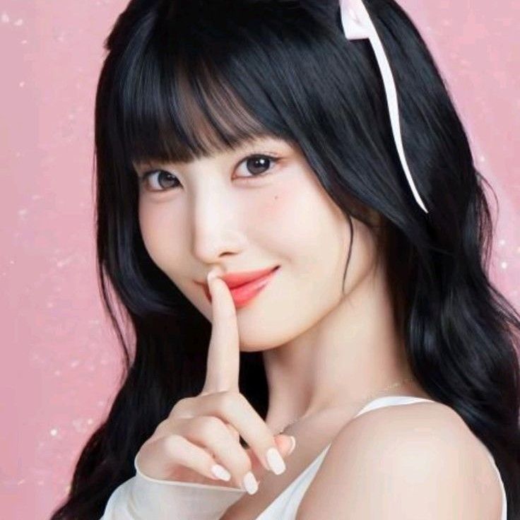 Momo (TWICE)的幕后花絮