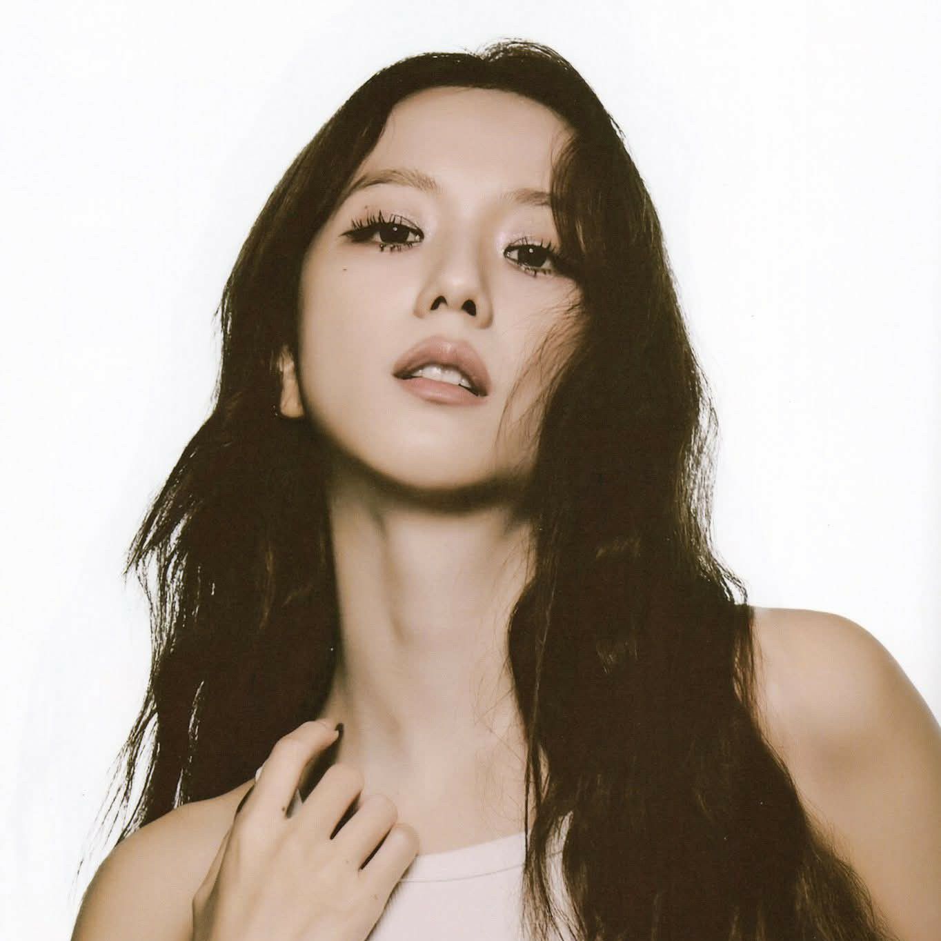 Foto aktivitas terbaru Jisoo (BLACKPINK)