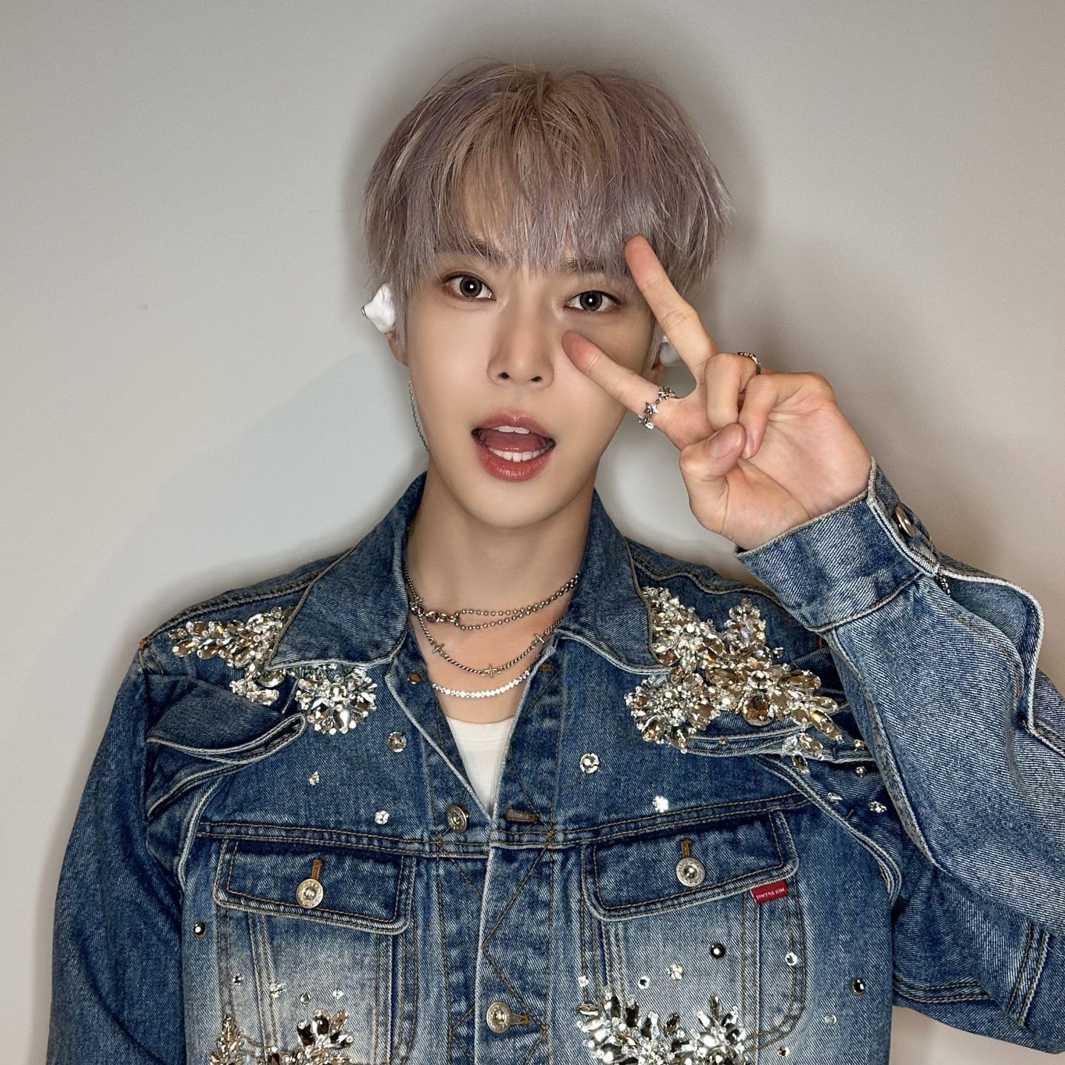 A moment captured by Doyoung (NCT 127)'s fan