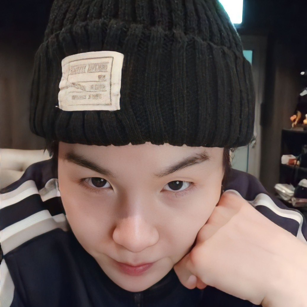 슈가 (방탄소년단) 최근 활동샷
