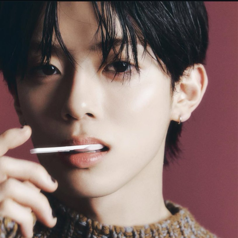 Recent activity shot of Kangmin (VERIVERY)