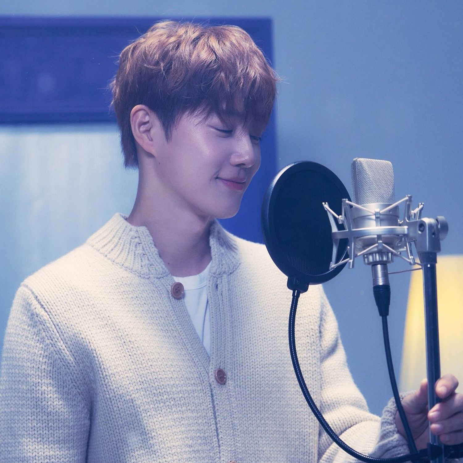 Latest photo of Suho (EXO)