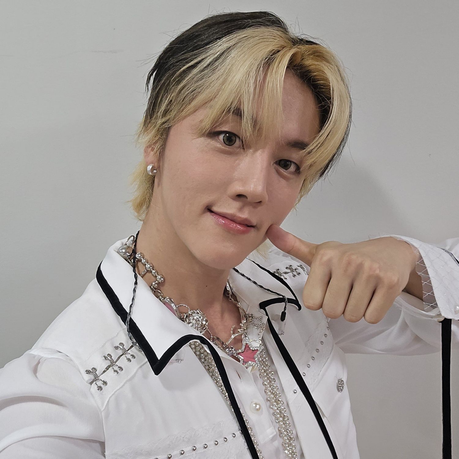 Latest photo of Youngbin (SF9)