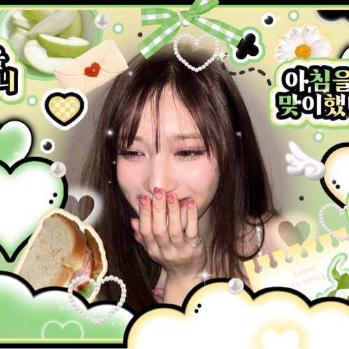 A moment captured by Leeseo (IVE)'s fan