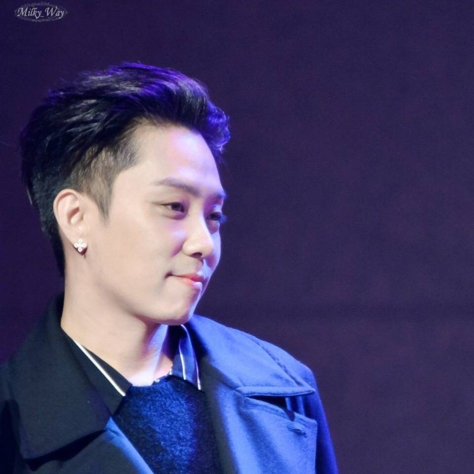 A moment captured by Eun Jiwon (SECHSKIES)'s fan